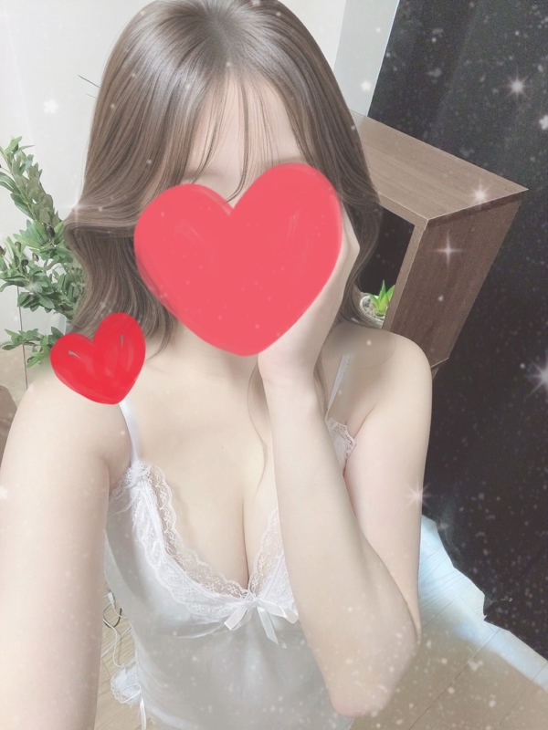 二葉めいの画像